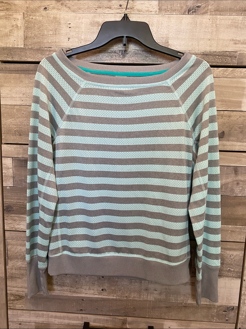 Xersion Striped Crewneck Sweater